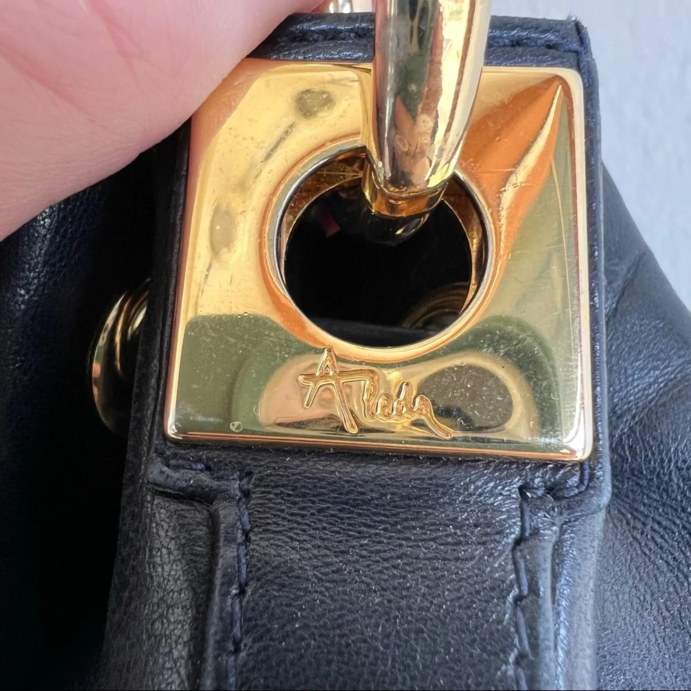 Aleda Firenze Drawstring Bucket Bag - Picture 10 of 14